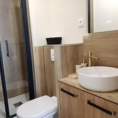 Archer Rdc, Plein Centre, Quartier Historique Appartement *